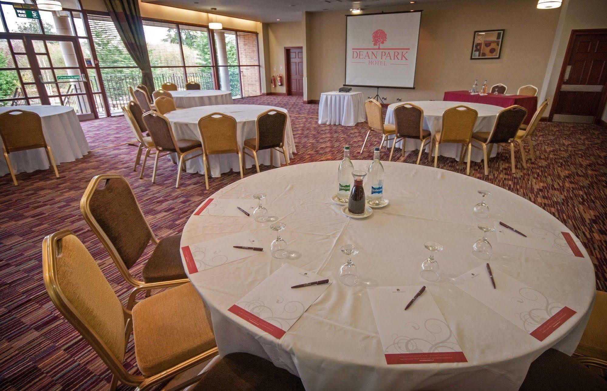 Dean Park Hotel Kirkcaldy Esterno foto
